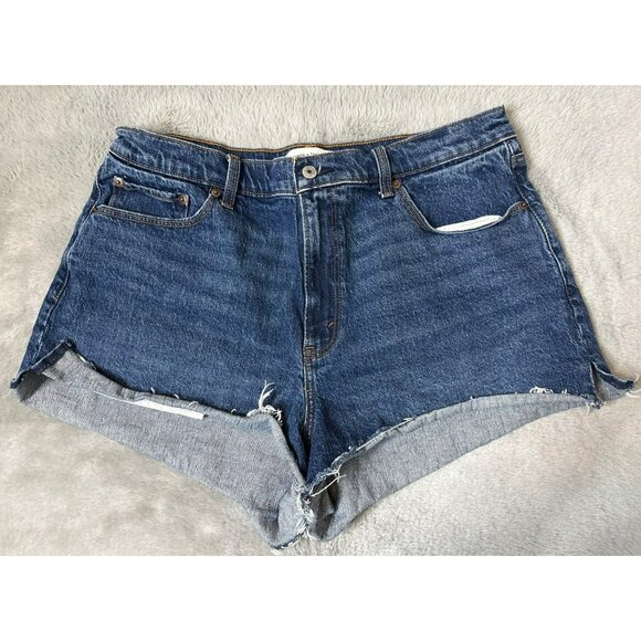 Abercrombie & Fitch The Mom Short High Rise 33/16 Curve Love Med Wash Cut Offs - Picture 2 of 8